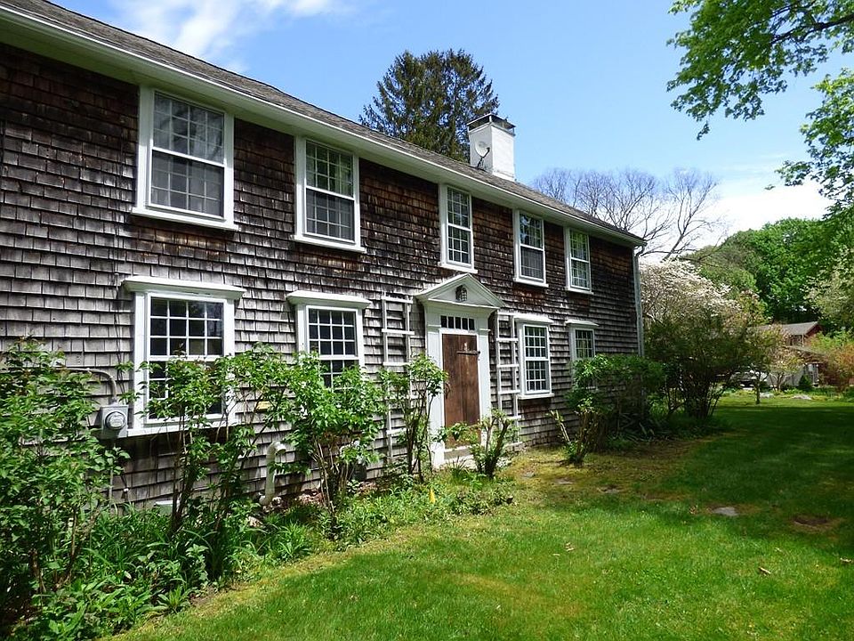 374 High St, Pembroke, MA 02359 Zillow
