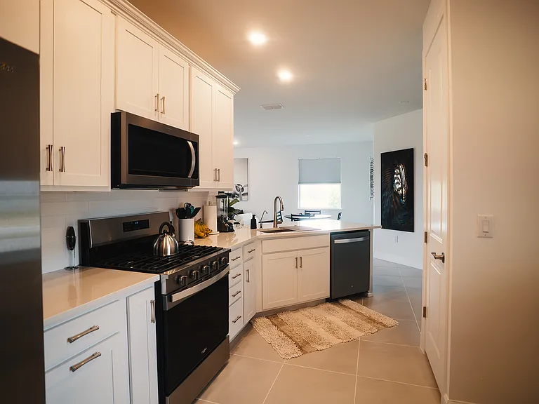 Coral Harbour Dr — Photo 19