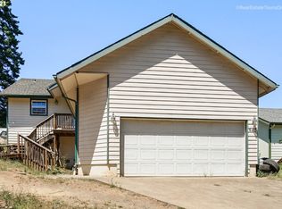 945 SW Pine St, Willamina, OR 97396