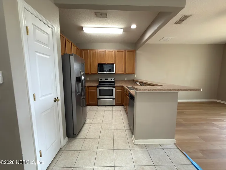 5841 Parkstone Crossing Dr — Photo 8