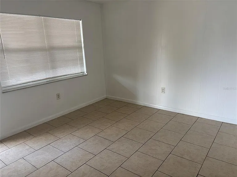 2501 Harn Blvd #G9 — Photo 4
