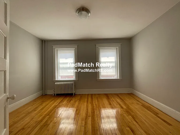 220 South St #6 — Photo 8