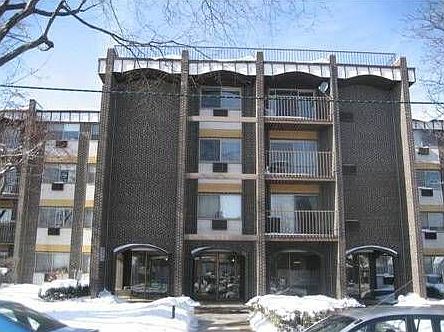 1st image of 6800 N California Ave APT 3K