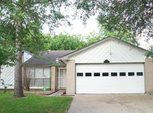 4718 Misty Shadows Dr, Houston, TX 77041