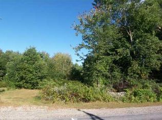 1 Moss Ln, Falmouth, ME 04105