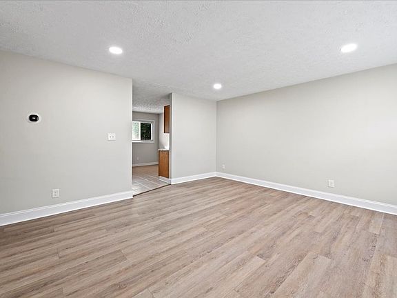 2nd image of 8203 E Penway St