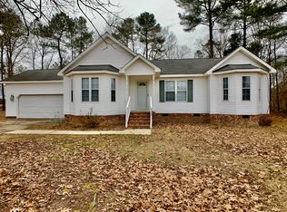 300 Davis Farm Dr, Selma, NC 27576