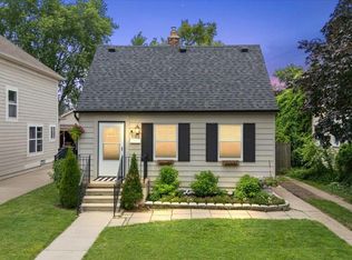 1186 Larkmoor Blvd, Berkley, MI 48072