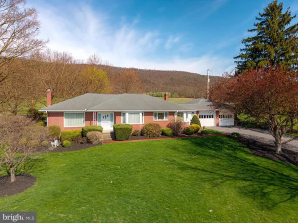 1771 Upper Snake Spring Rd, Everett, PA 15537