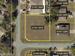 643 SE 12th Ct, Cape Coral, FL 33990