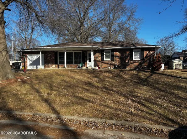 902 Wayne Ave, California, MO 65018