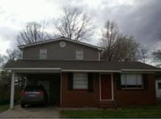 1706 S Maple St, Stuttgart, AR 72160