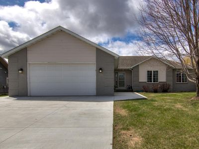 611 Circle Dr, Wabasha, MN, 55981