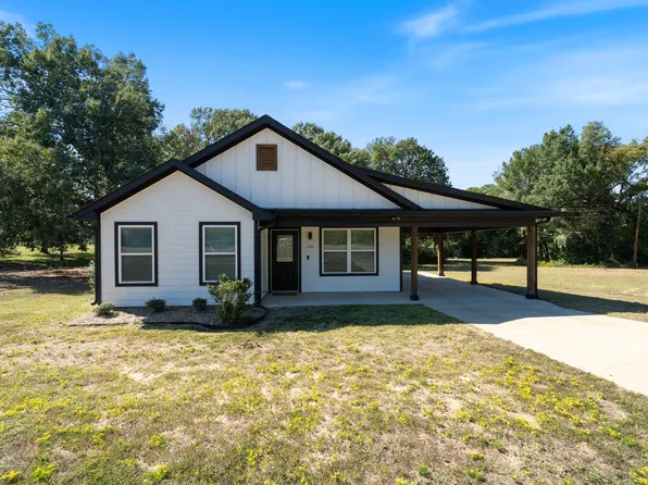 128 Crestwood Dr, Mabank, TX 75156