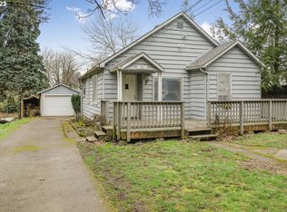 9247 SE Clinton St, Portland, OR 97266