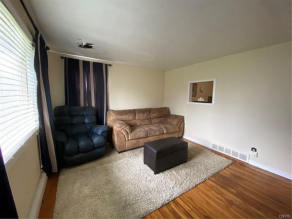 4th image of 116 Robinhood Ln