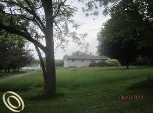 13202 Darling Rd, Milan, MI 48160