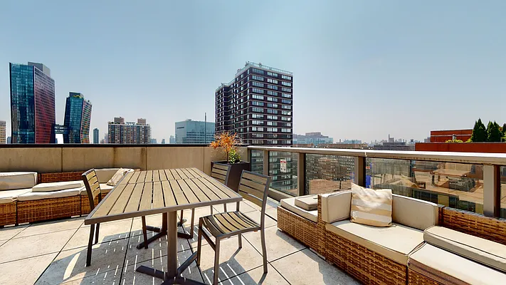 Rented by Bond New York | media 48