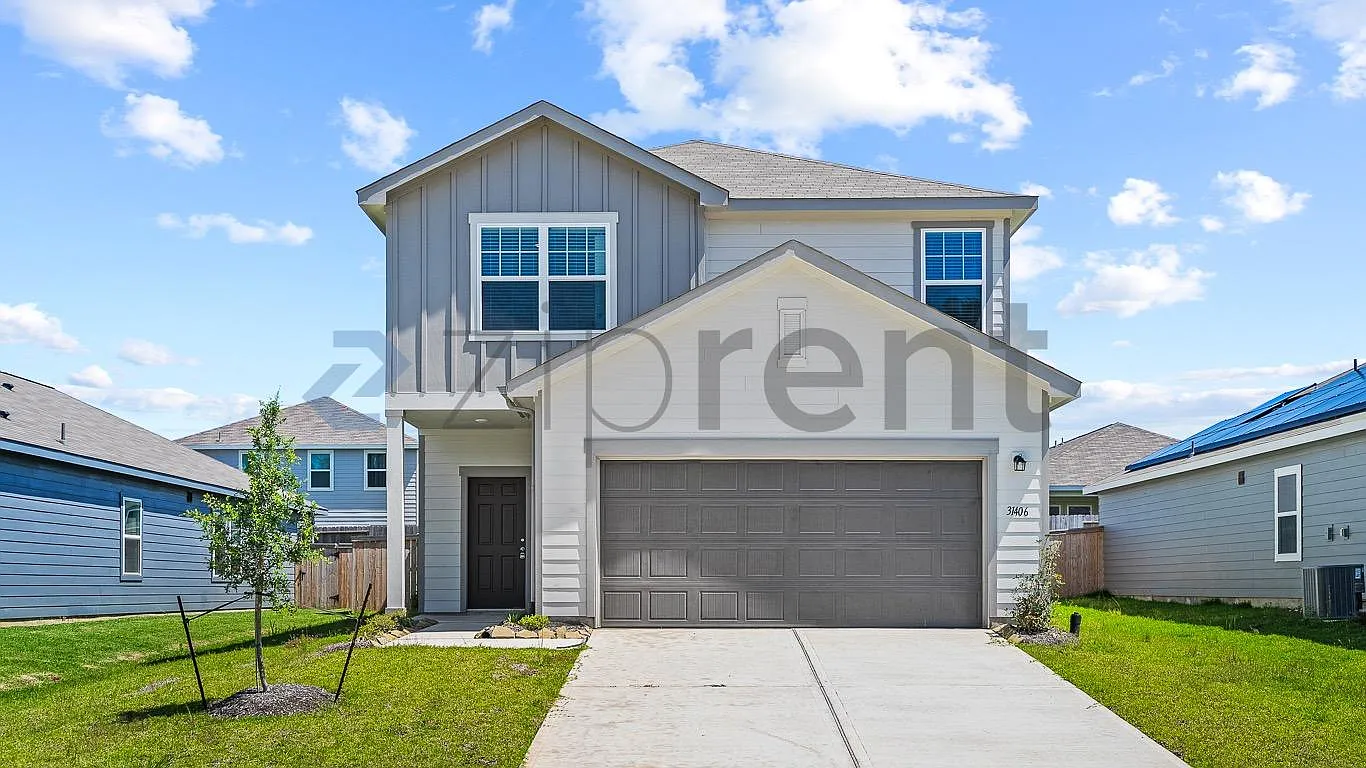 4 bed, 2260 sqft, $2,200 — Photo 2