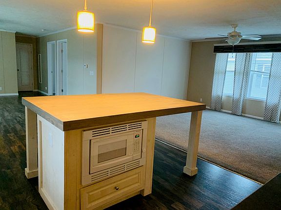 5th image of 92 Quail Ct