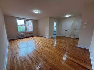 143-31 Barclay Ave UNIT 4B, Flushing, NY 11355