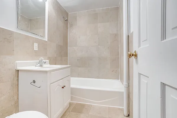 Rented by Creed Realty Group | media 17