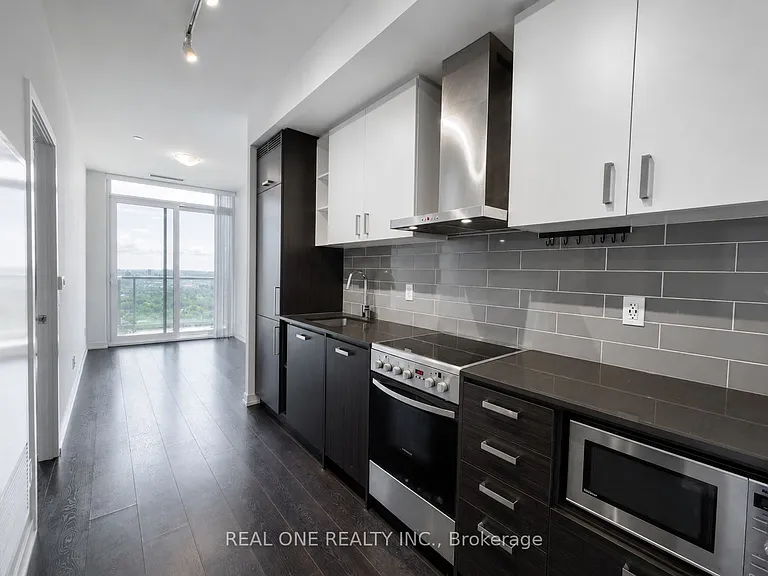125 Redpath Ave #Penthouse 112 — Photo 5