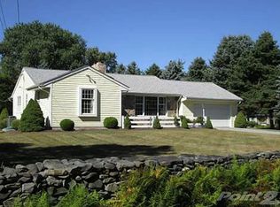 67 Fletcher Rd, North Kingstown, RI 02852