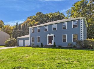22 Briarwood Rd, Lincoln, RI 02865