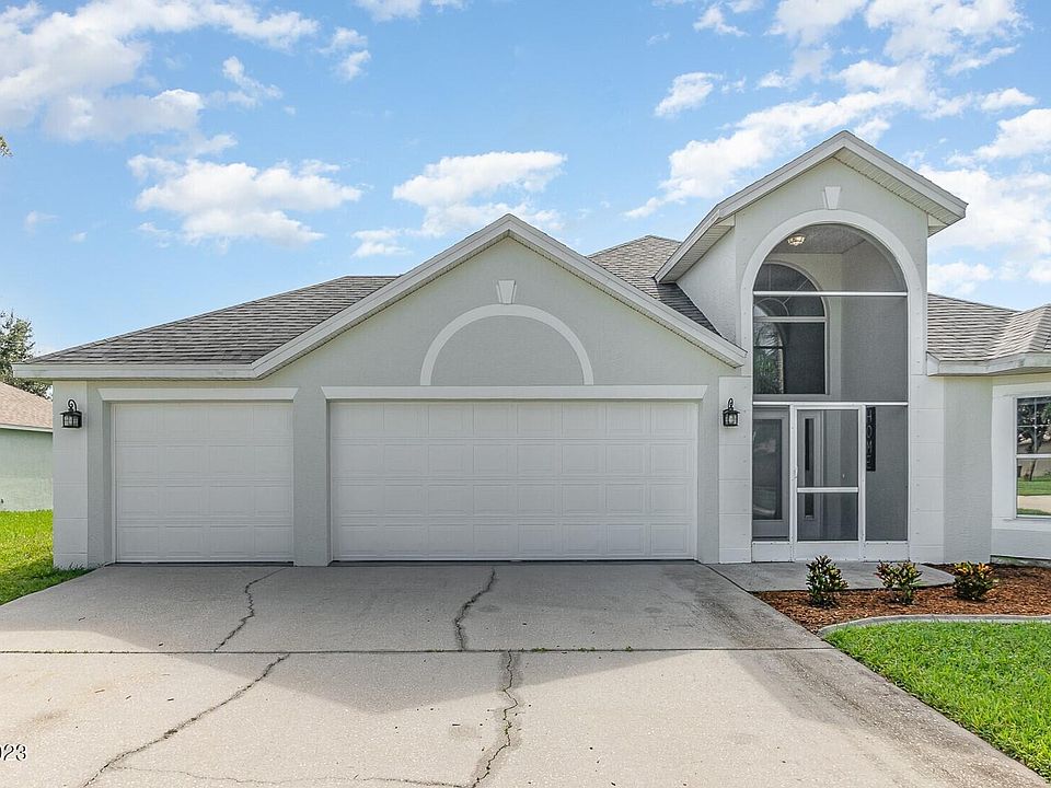 1st image of 1098 Egret Lake Way