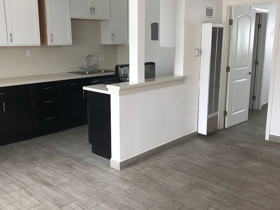 1st image of 631 N Anna Dr