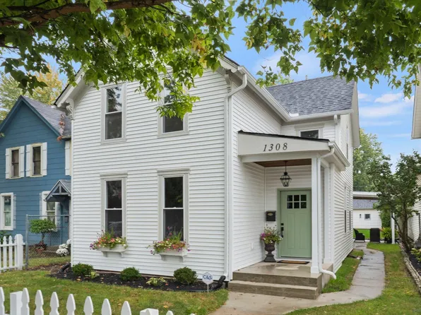 1308 Stophlet St, Fort Wayne, IN 46802