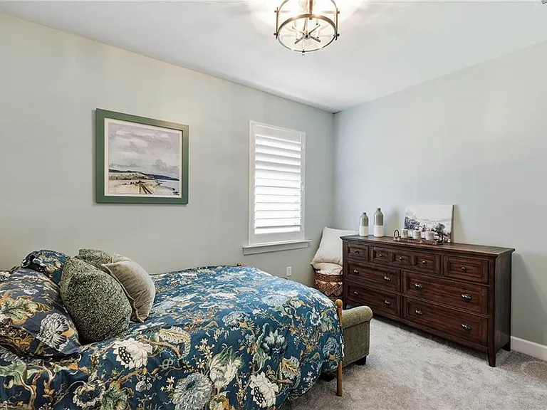 2738 Aviamar Cir — Photo 25