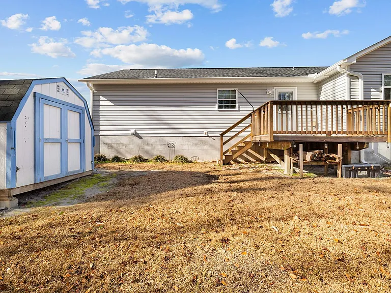 322 Reid Ct N — Photo 34