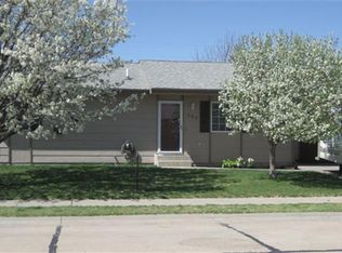 309 N Oldweiler Dr, Holcomb, KS 67851