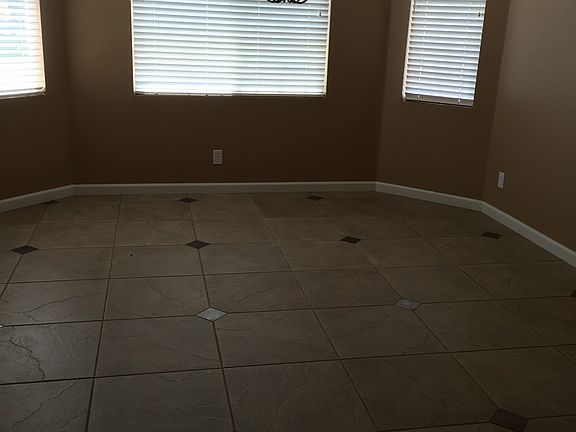 3rd image of 1367 Ardilla Dr