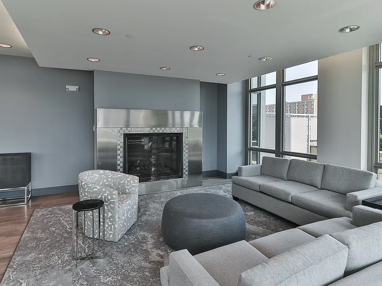 4909 Laclede Ave #705 — Photo 21