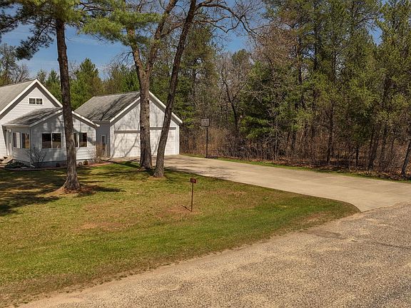 2nd image of 1974 N Cypress Ln