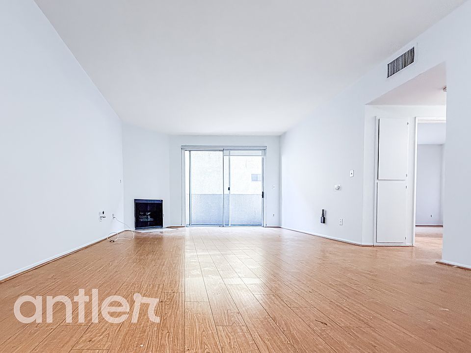 1st image of 1921 Overland Ave #L103
