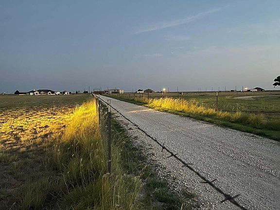 3rd image of 1 County Road M