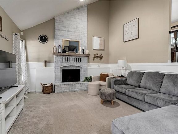 4th image of 5727 Osage Ave
