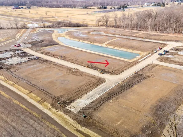 8320 Caverango Blvd #21, Fort Wayne, IN 46815