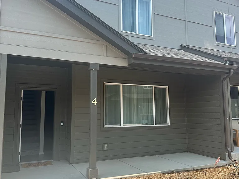 2944 Barnstormer St #4 — Photo 4