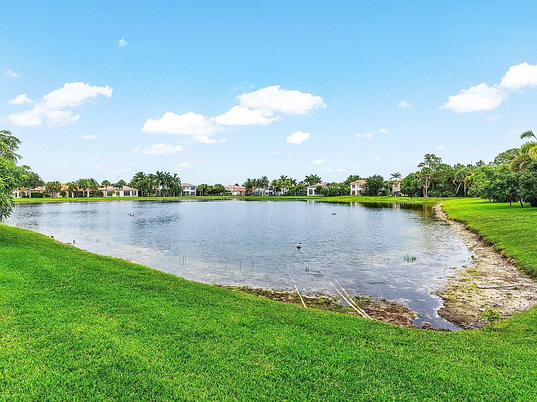 3486 Lago De Talavera — Photo 45