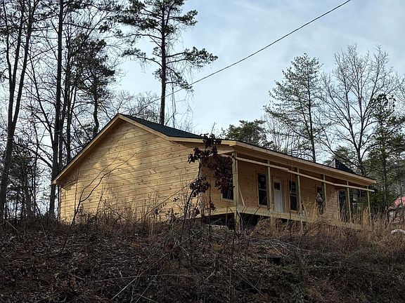 2nd image of 2779 Easy St