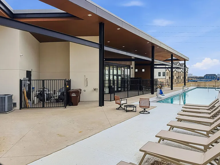 721 Kerrville Ln — Photo 21