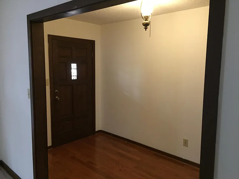 1412 Hunters Point Way — Photo 7