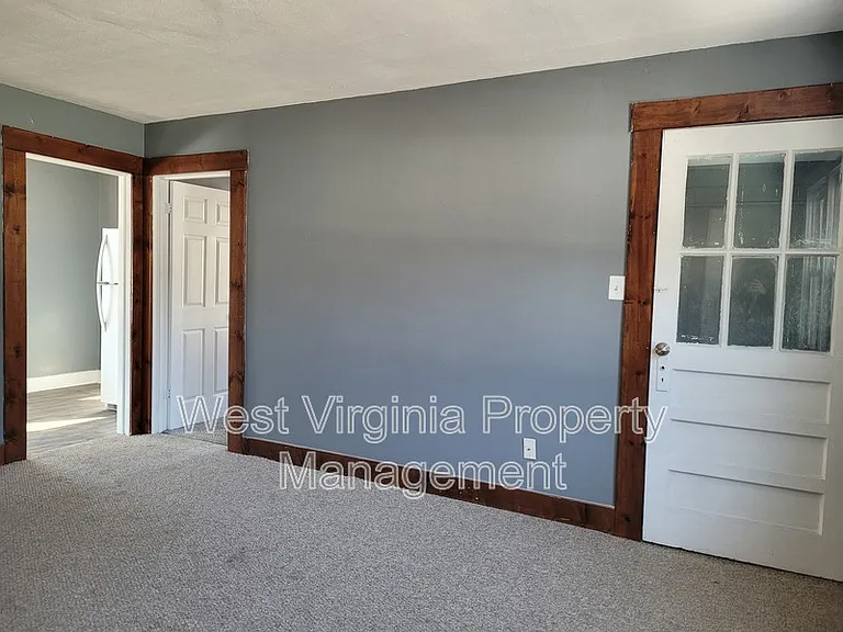 119 Route 60 — Photo 3