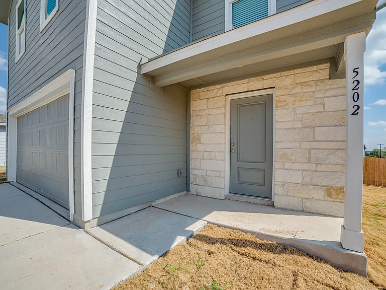 5202 Morgan Crst — Photo 3