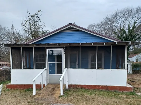 802 Stephen J White Memorial Blvd, Talladega, AL 35160